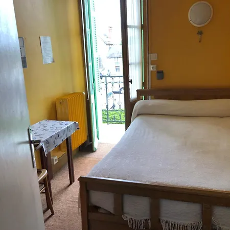 Plaisance Hotel *