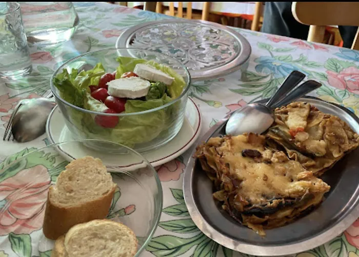 Plaisance Отель