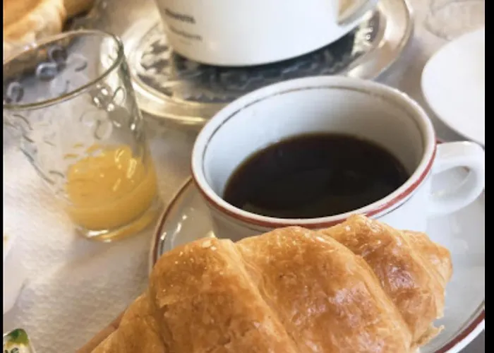 Plaisance Отель Лурд